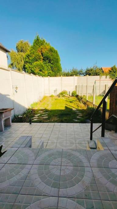 La Cambresienne De Mamie Villa Камбре Екстериор снимка